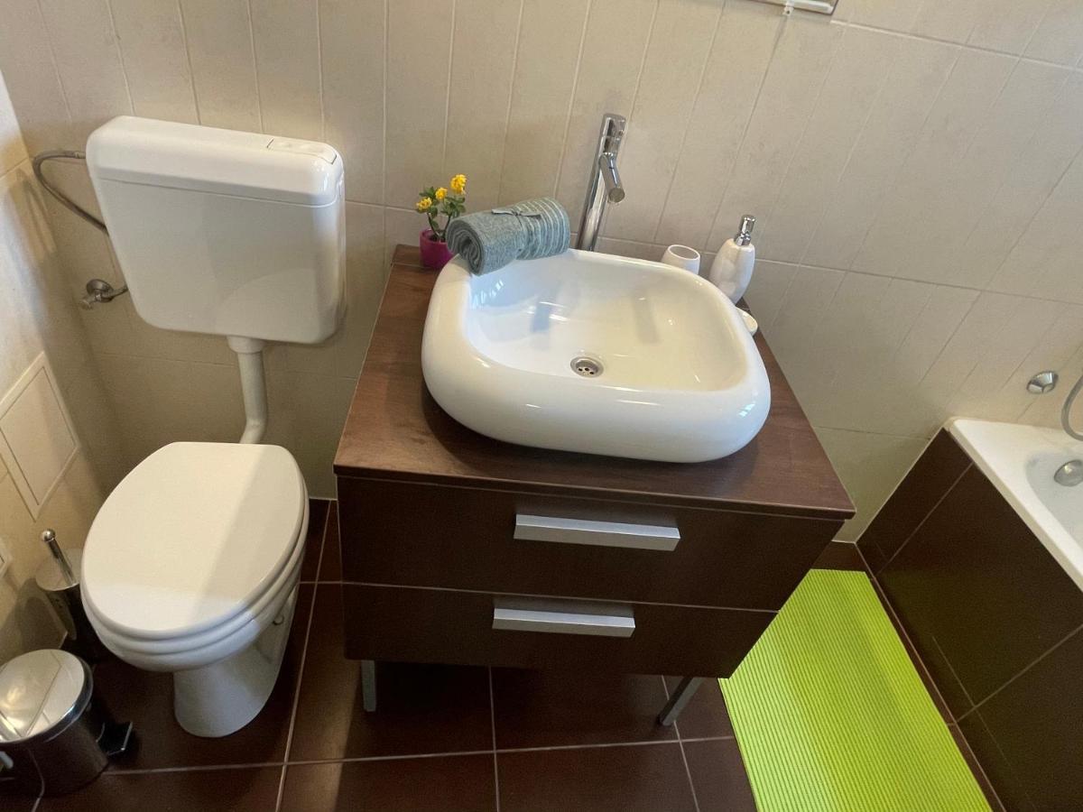 Magnolia Apartman Дьёр Экстерьер фото